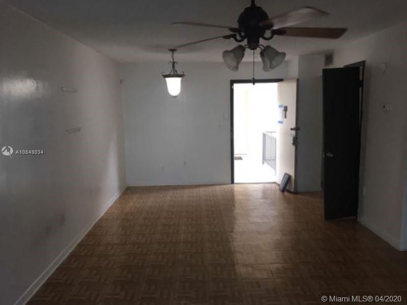 Recently Sold: $162,900 (1 beds, 1 baths, 672 Square Feet)