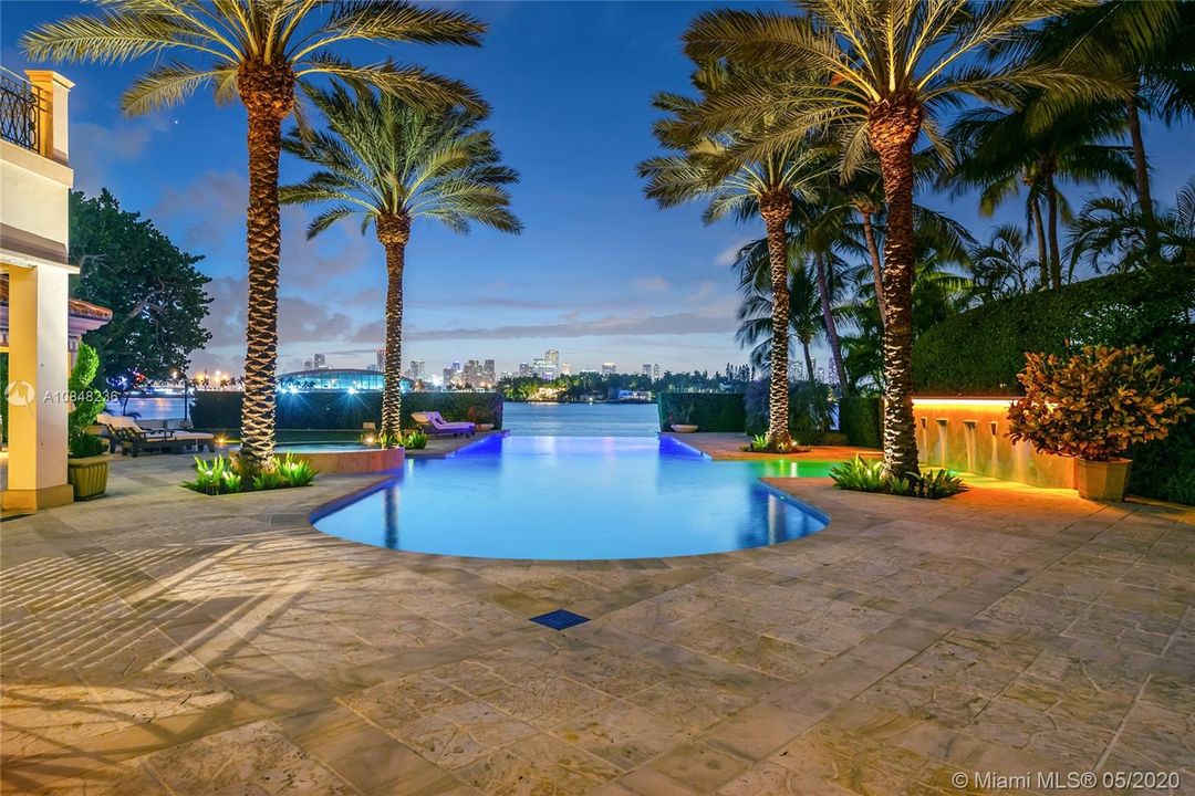 Recently Sold: $40,000,000 (10 beds, 10 baths, 14762 Square Feet)