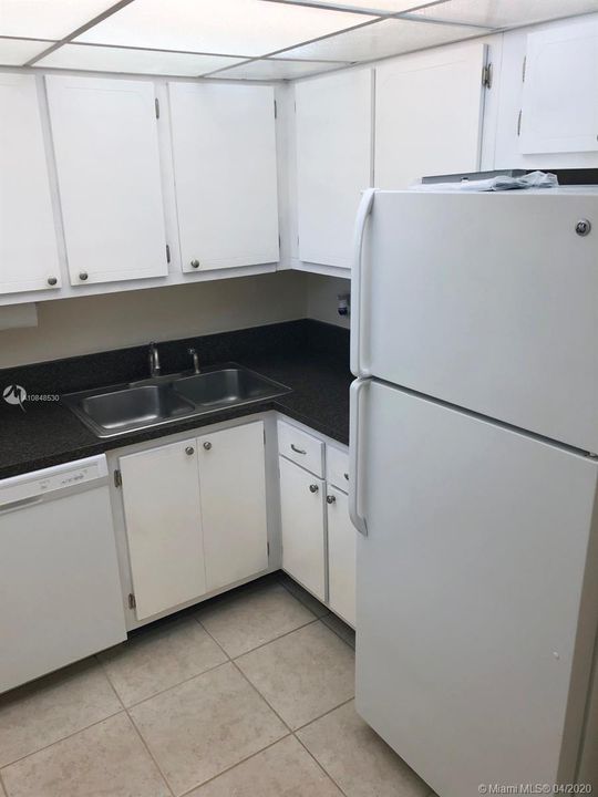 Recently Sold: $126,999 (2 beds, 2 baths, 944 Square Feet)