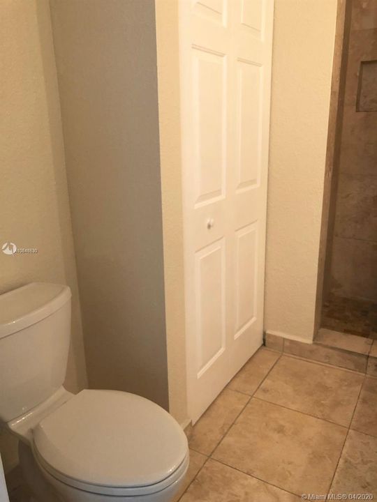 Recently Sold: $126,999 (2 beds, 2 baths, 944 Square Feet)