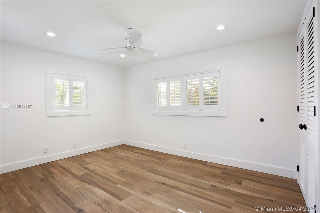 Recently Rented: $5,800 (4 beds, 2 baths, 2170 Square Feet)