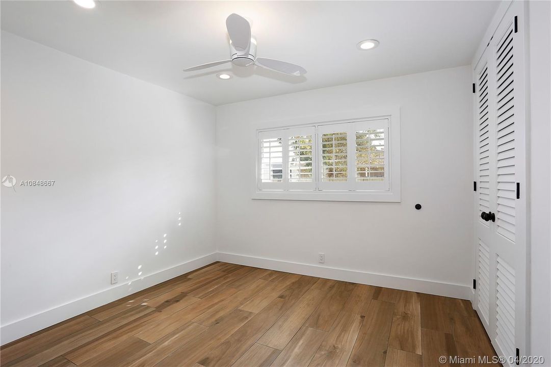 Recently Rented: $5,800 (4 beds, 2 baths, 2170 Square Feet)