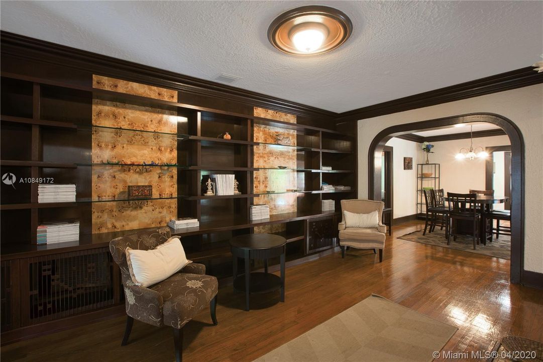 Recently Rented: $3,900 (3 beds, 4 baths, 2448 Square Feet)
