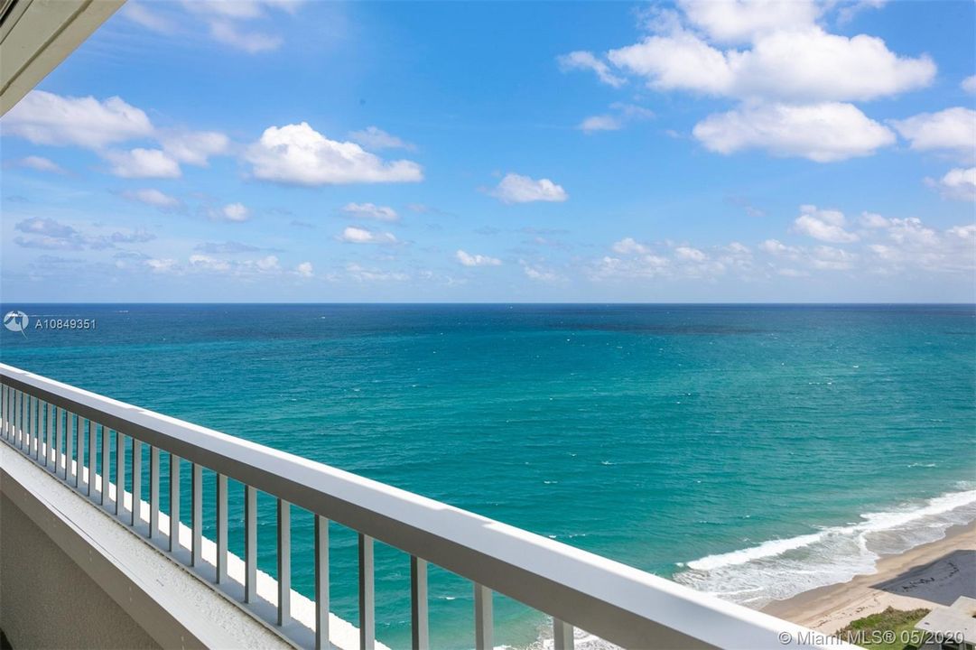 Recently Sold: $775,000 (2 beds, 2 baths, 1804 Square Feet)