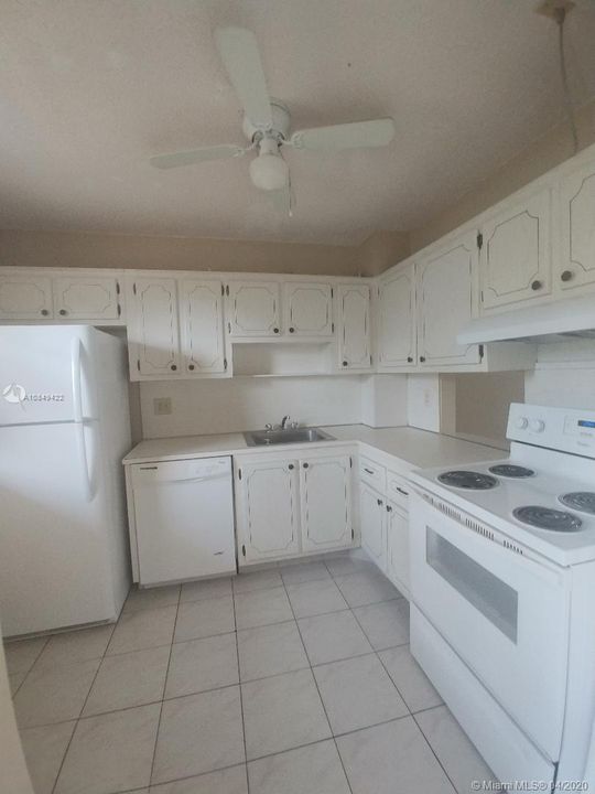 Recently Sold: $77,500 (1 beds, 1 baths, 730 Square Feet)