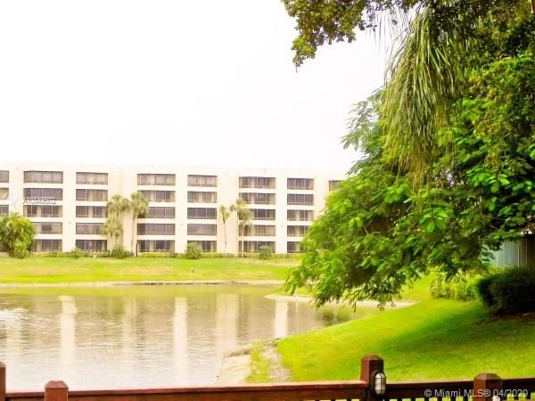 Recently Rented: $1,300 (1 beds, 1 baths, 636 Square Feet)