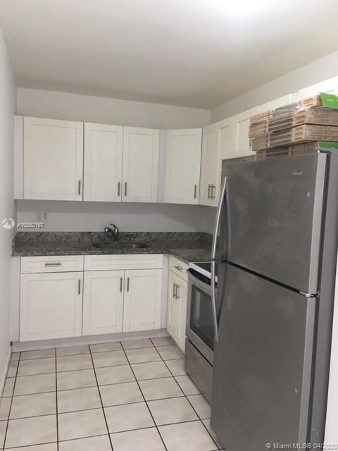 Recently Rented: $1,150 (1 beds, 1 baths, 700 Square Feet)