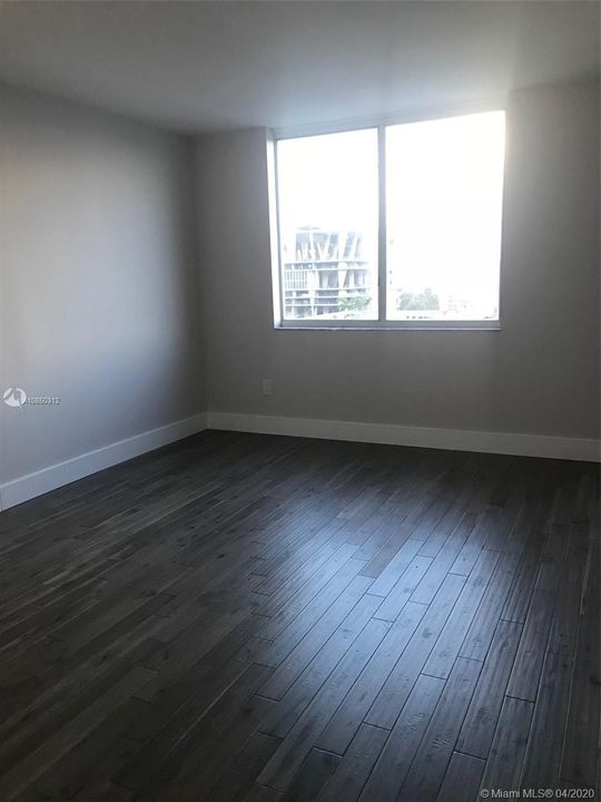 Недавно арендовано: $2,500 (2 спален, 2 ванн, 1030 Квадратных фут)