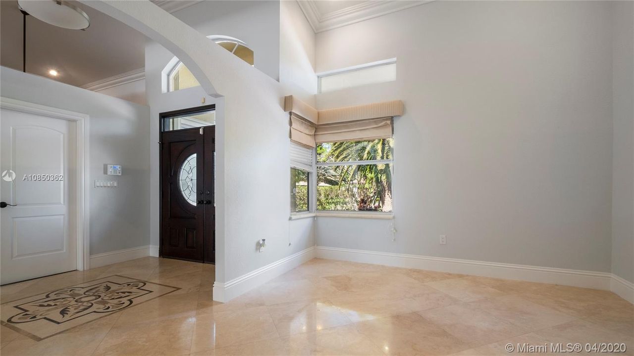Recently Sold: $699,000 (4 beds, 4 baths, 3817 Square Feet)