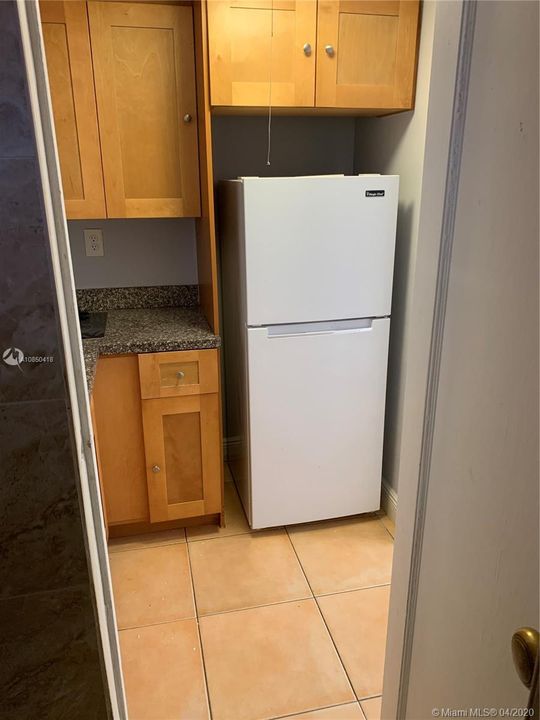 Recently Rented: $700 (1 beds, 1 baths, 1452 Square Feet)