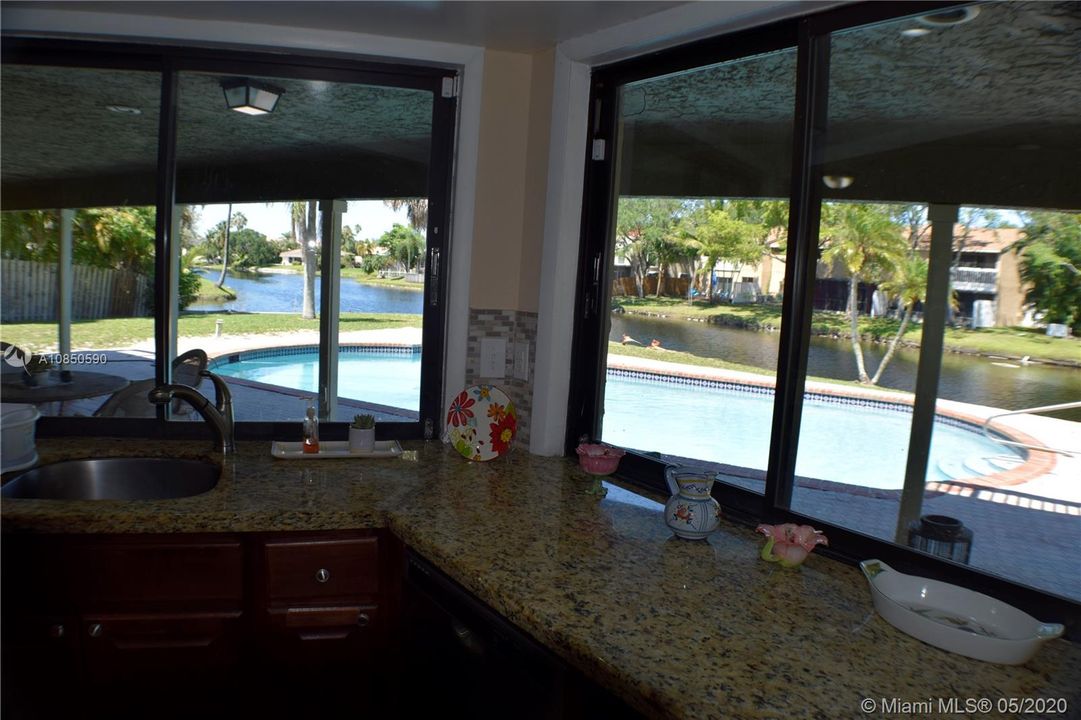 Recently Rented: $3,950 (4 beds, 3 baths, 3882 Square Feet)