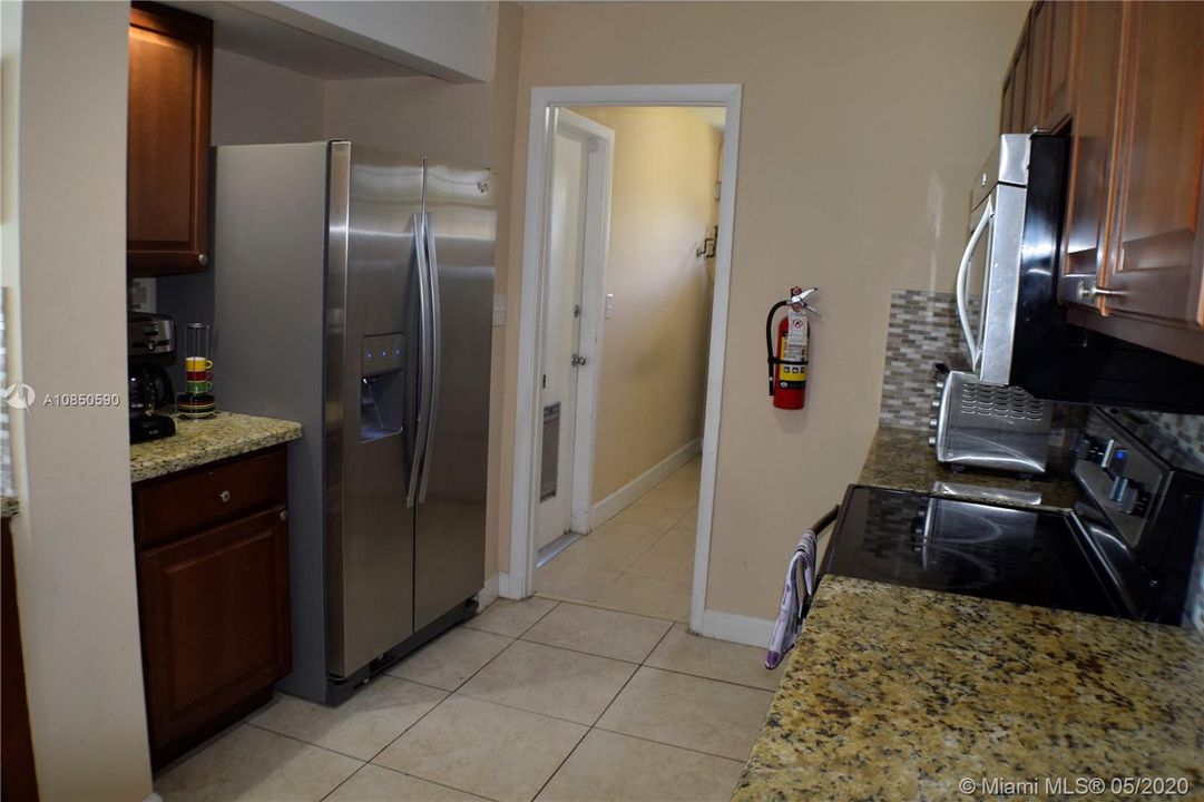 Recently Rented: $3,950 (4 beds, 3 baths, 3882 Square Feet)