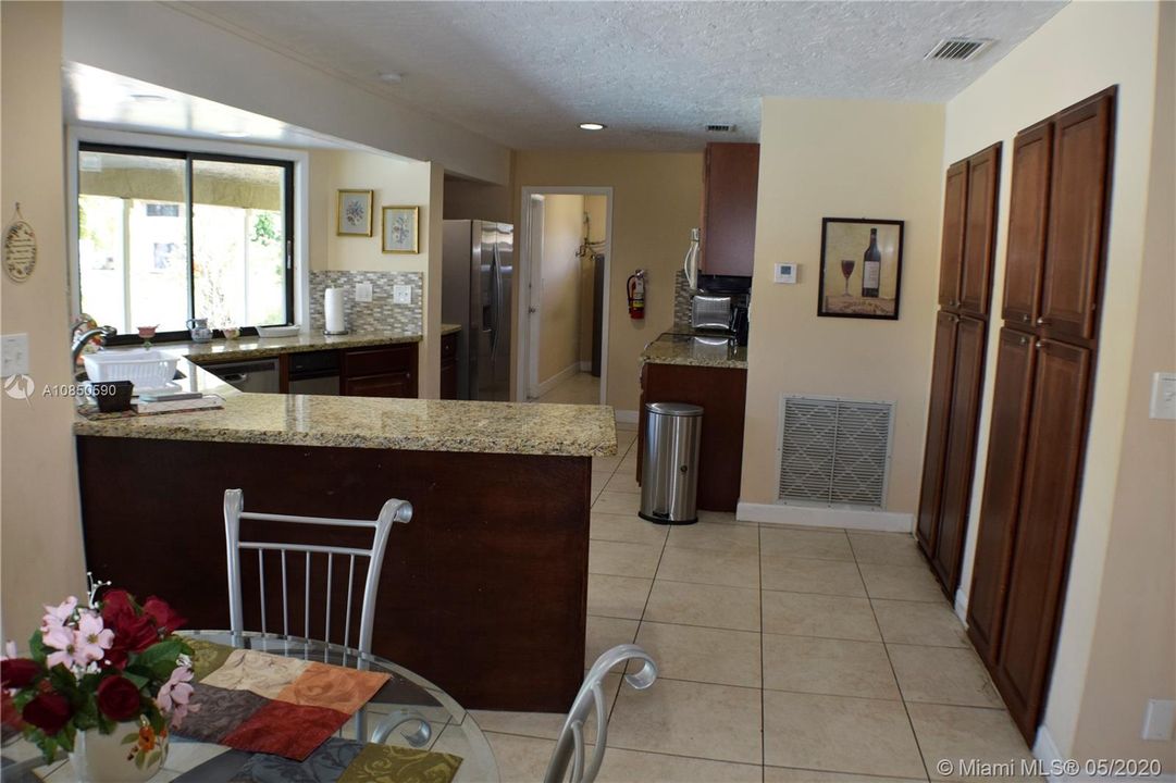 Recently Rented: $3,950 (4 beds, 3 baths, 3882 Square Feet)