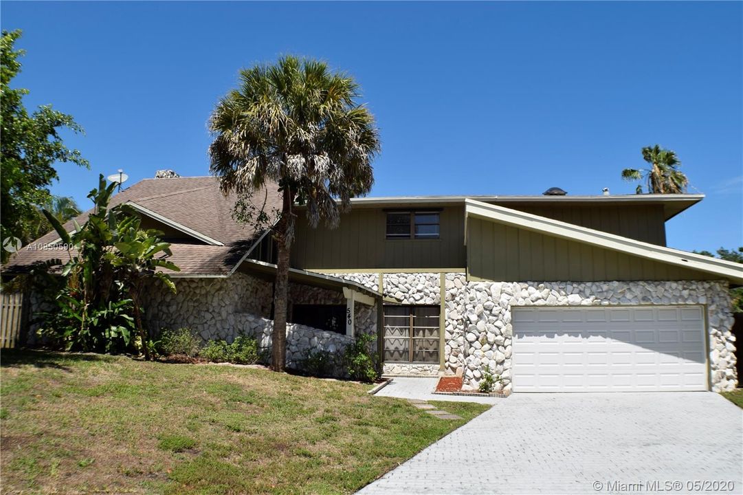 Recently Rented: $3,950 (4 beds, 3 baths, 3882 Square Feet)
