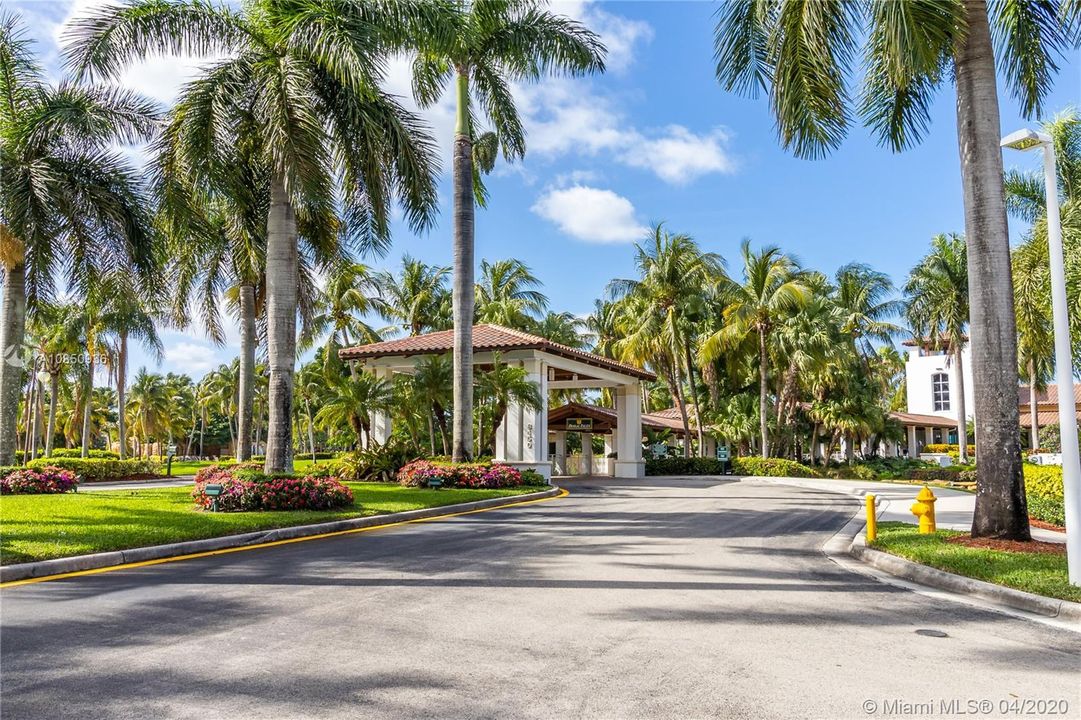 Recently Rented: $4,200 (5 beds, 4 baths, 2569 Square Feet)