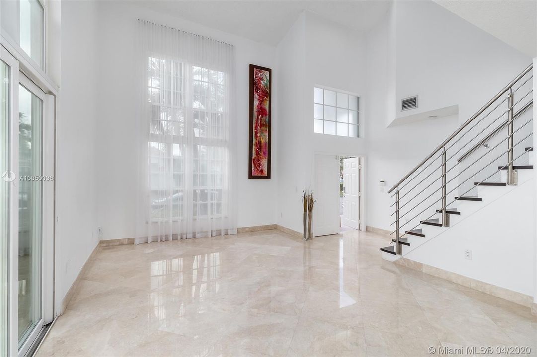Recently Rented: $4,200 (5 beds, 4 baths, 2569 Square Feet)