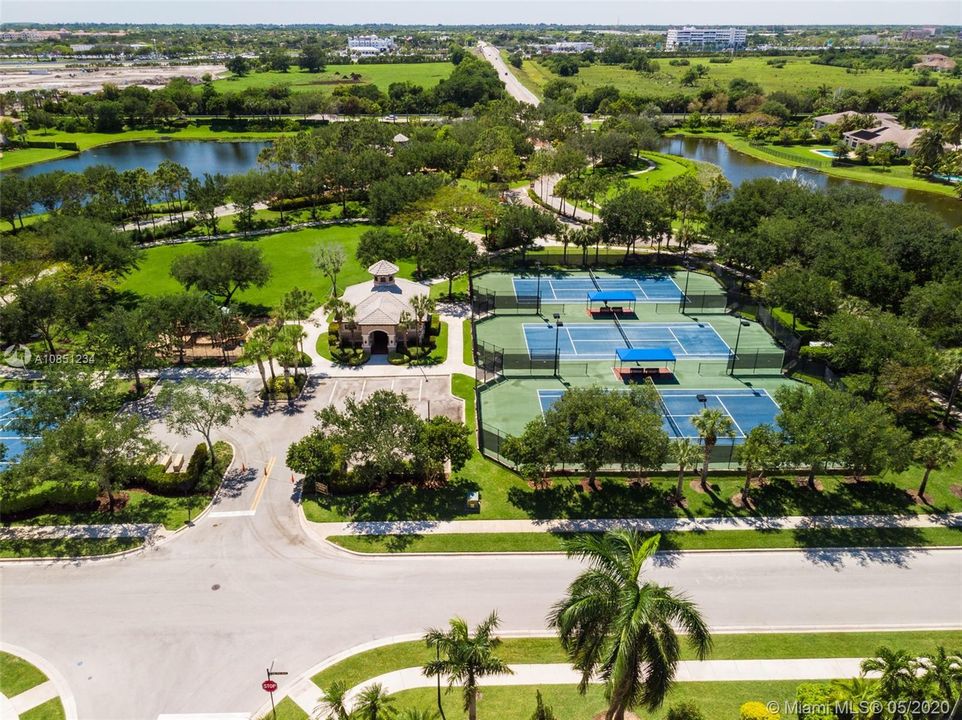 Community Tennis Courts.Community Tennis courts