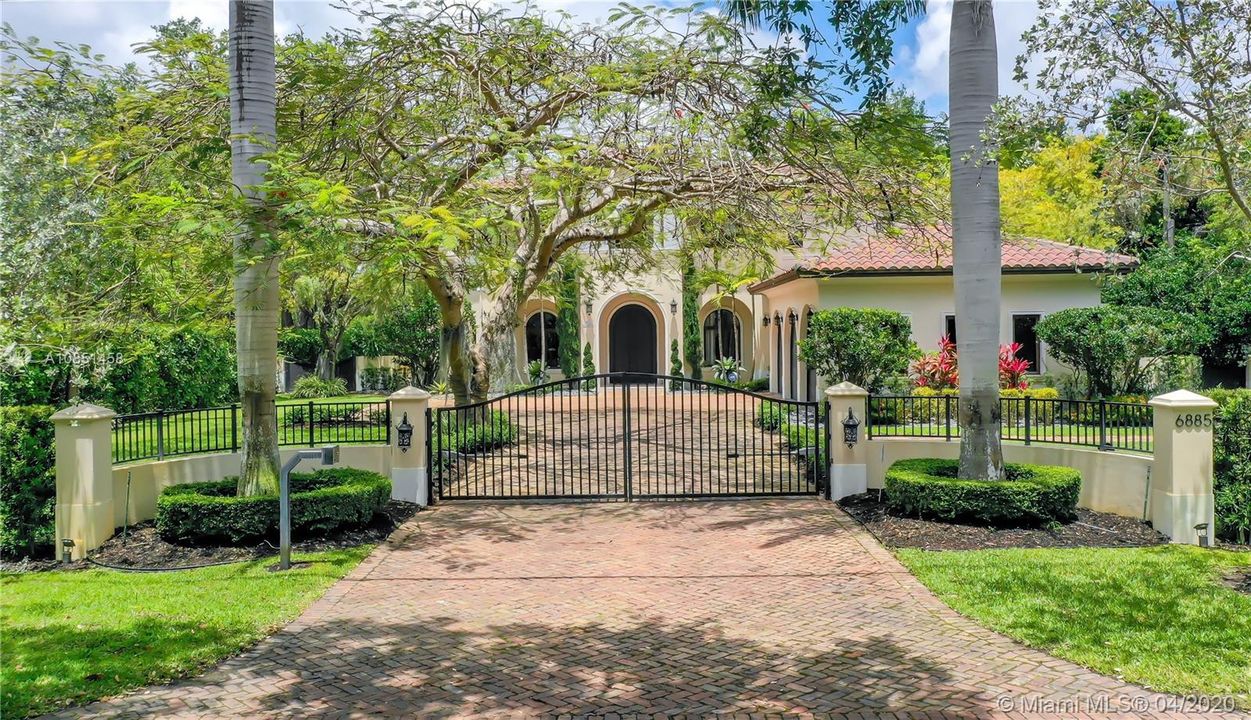 Recently Rented: $25,000 (8 beds, 8 baths, 8308 Square Feet)