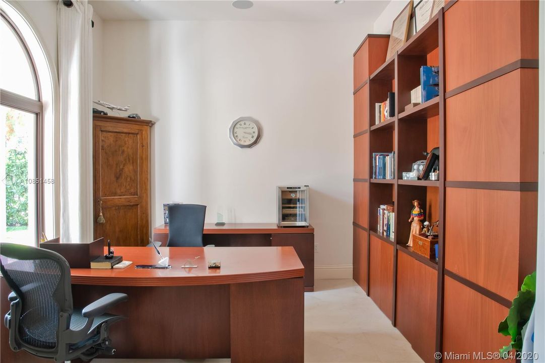 Recently Rented: $25,000 (8 beds, 8 baths, 8308 Square Feet)