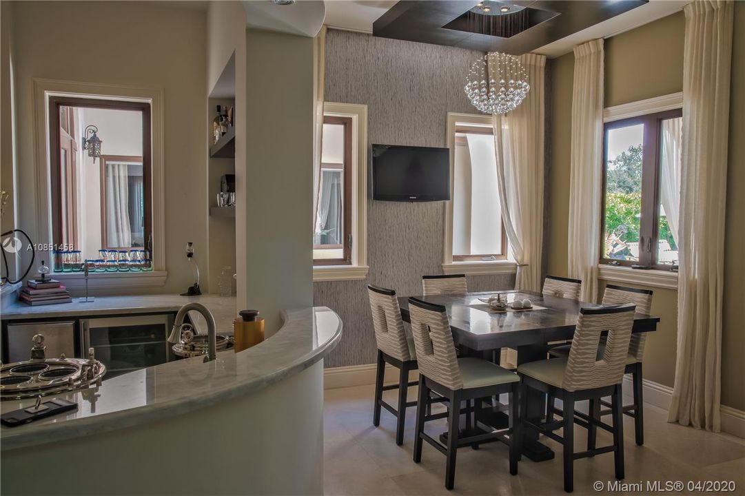 Recently Rented: $25,000 (8 beds, 8 baths, 8308 Square Feet)