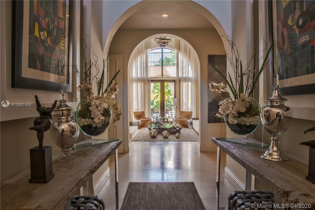 Recently Rented: $25,000 (8 beds, 8 baths, 8308 Square Feet)