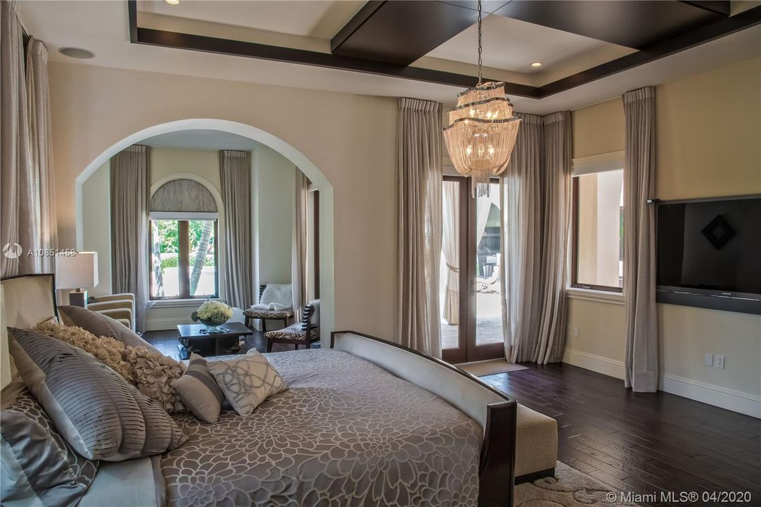 Recently Rented: $25,000 (8 beds, 8 baths, 8308 Square Feet)