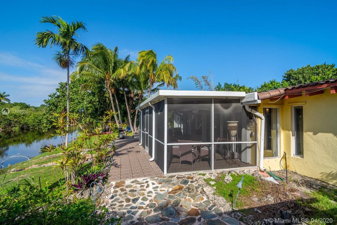 Recientemente alquilado: $25,000 (4 camas, 3 baños, 3019 Pies cuadrados)