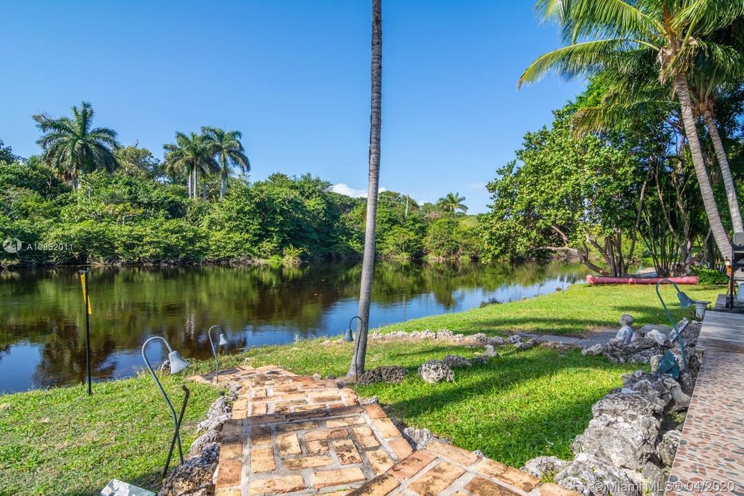 Recientemente alquilado: $25,000 (4 camas, 3 baños, 3019 Pies cuadrados)