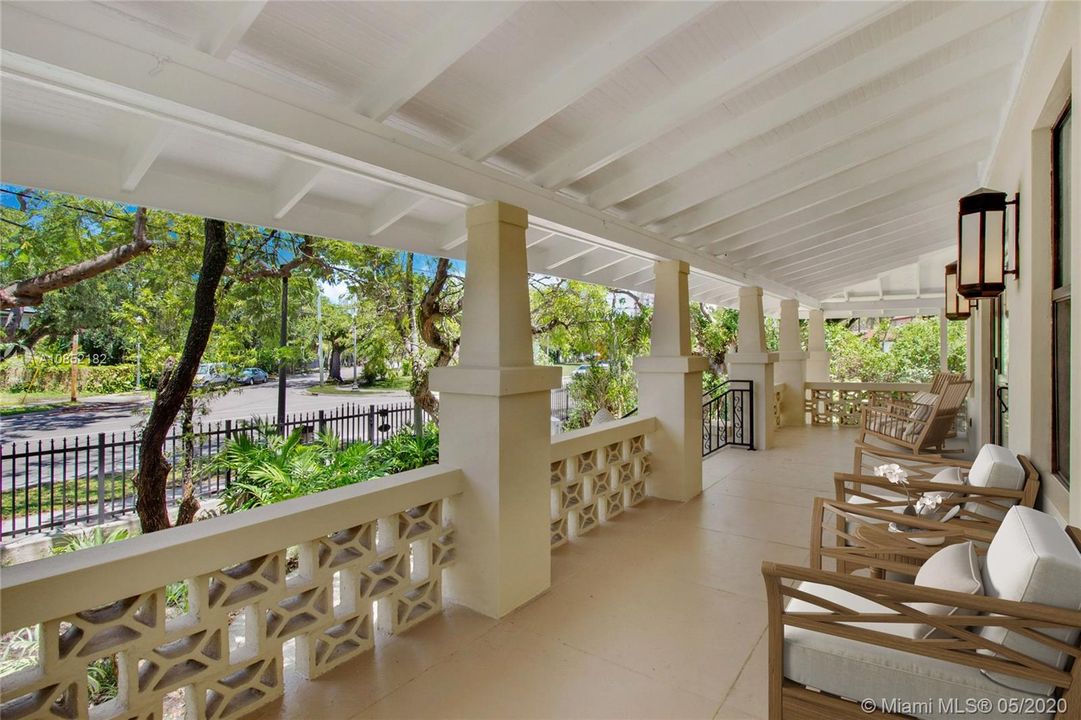 Large covered, breeze-swept front porch! Come sit a spell here!