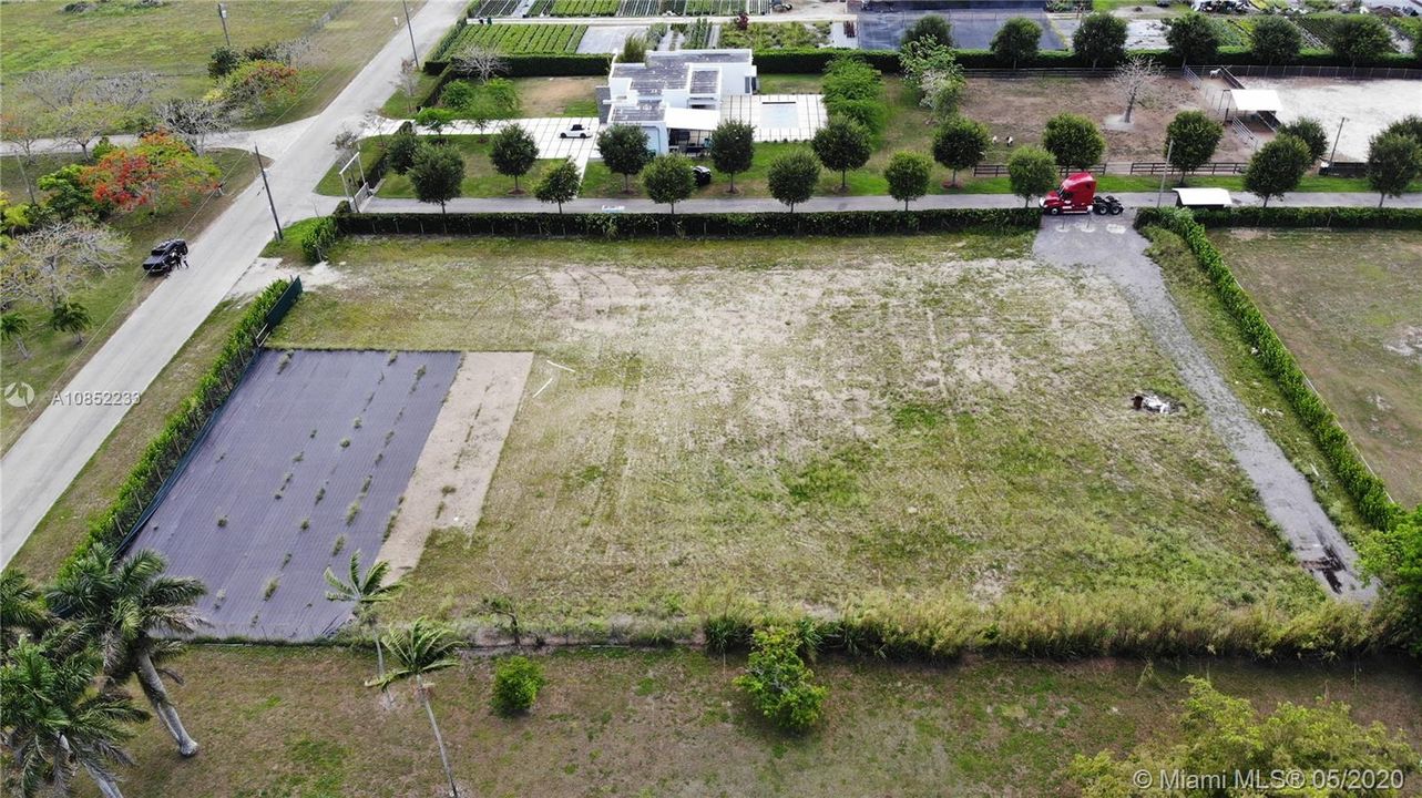 最近售出: $175,000 (1.25 acres)