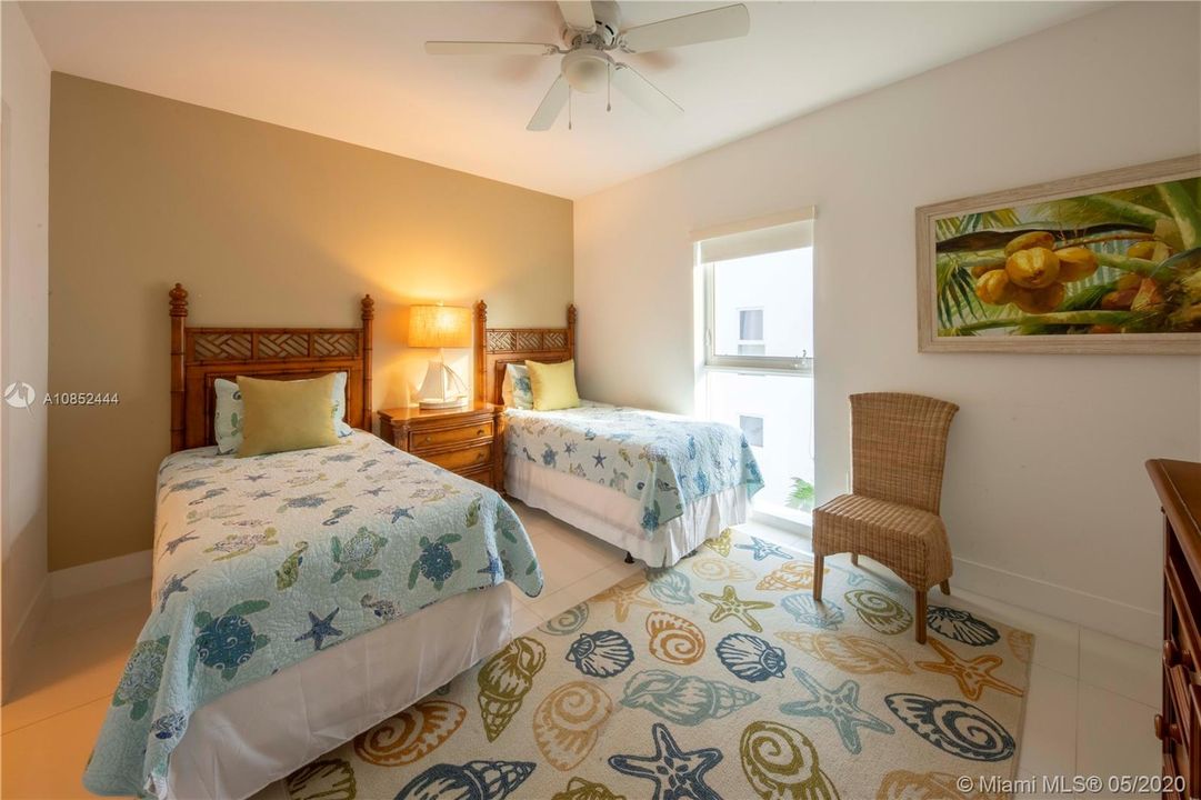 最近租的: $3,000 (4 贝兹, 3 浴室, 1916 平方英尺)