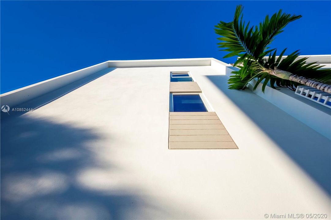 最近租的: $3,000 (4 贝兹, 3 浴室, 1916 平方英尺)