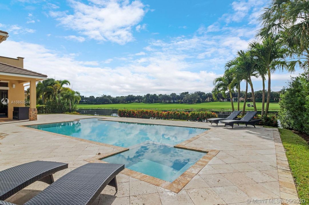 Recently Sold: $1,598,000 (8 beds, 5 baths, 5577 Square Feet)