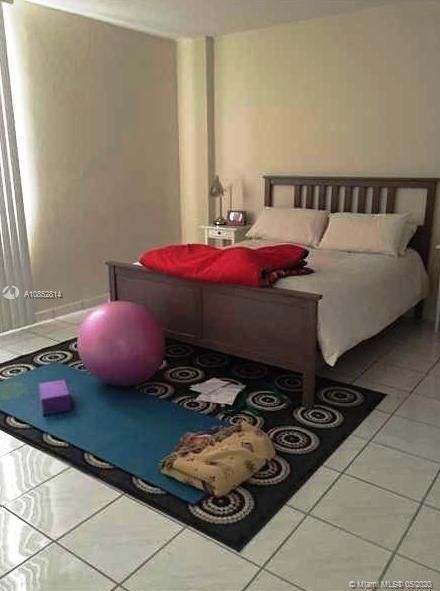 Recientemente alquilado: $1,650 (1 camas, 1 baños, 993 Pies cuadrados)