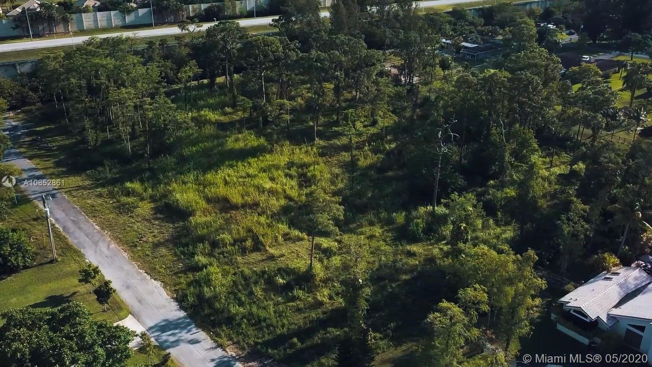 最近售出: $285,000 (1.09 acres)