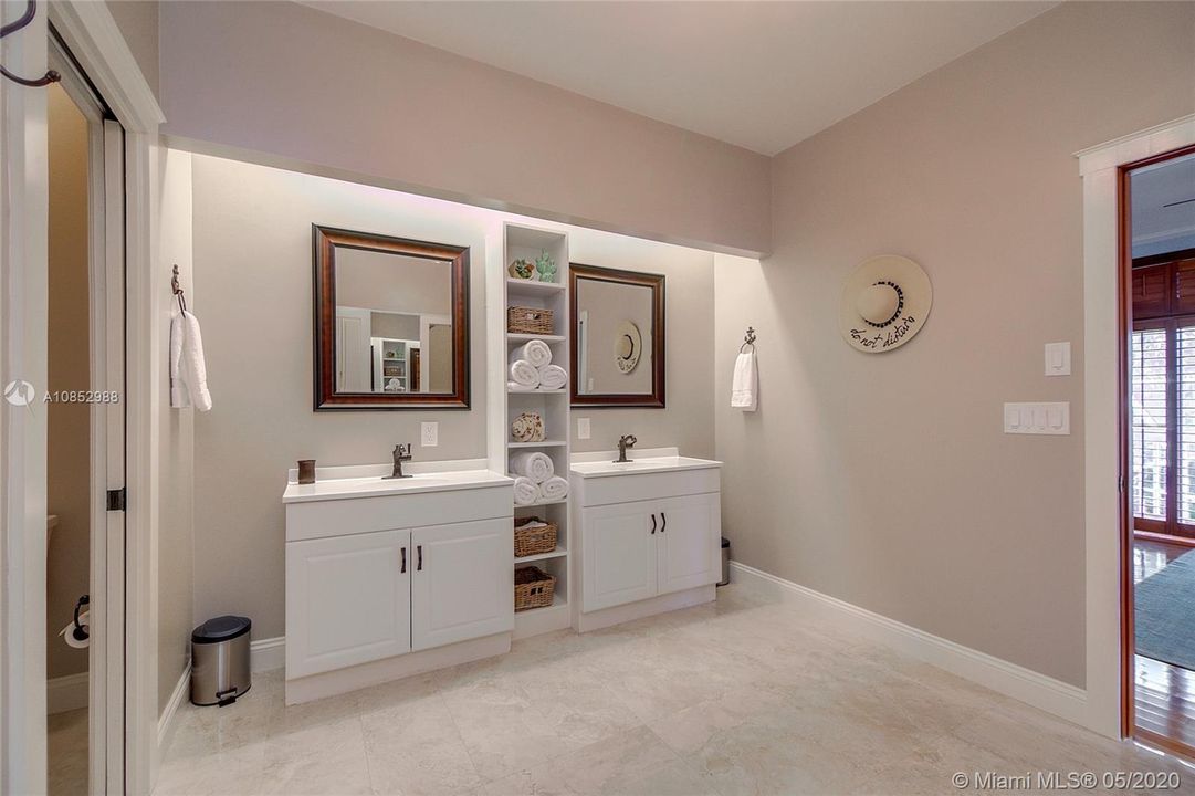 Main Master Bath on 2nd Floor - One of the most spacious bathroom you have ever seen.