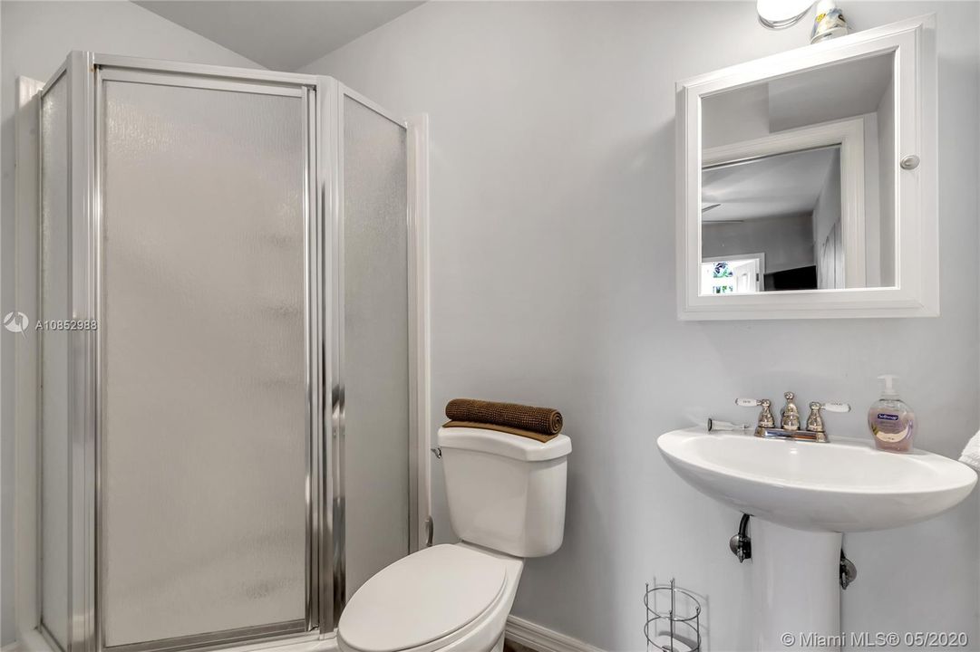 Bathroom in Cabana Room