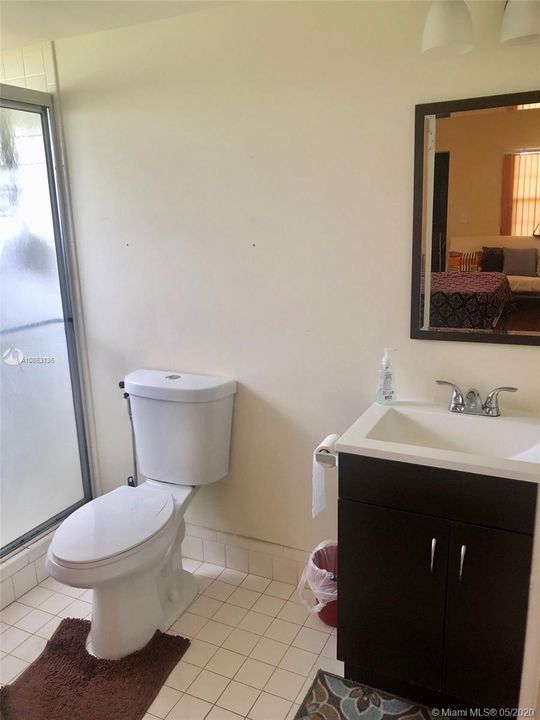 Недавно продано: $120,000 (2 спален, 2 ванн, 1166 Квадратных фут)