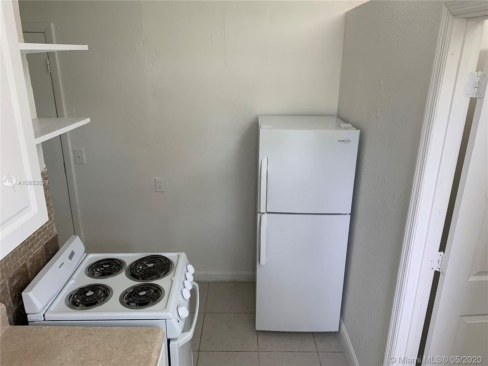 Recently Rented: $750 (1 beds, 1 baths, 357 Square Feet)