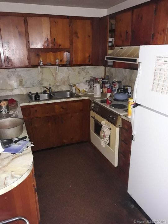 Recently Sold: $80,000 (3 beds, 2 baths, 1629 Square Feet)