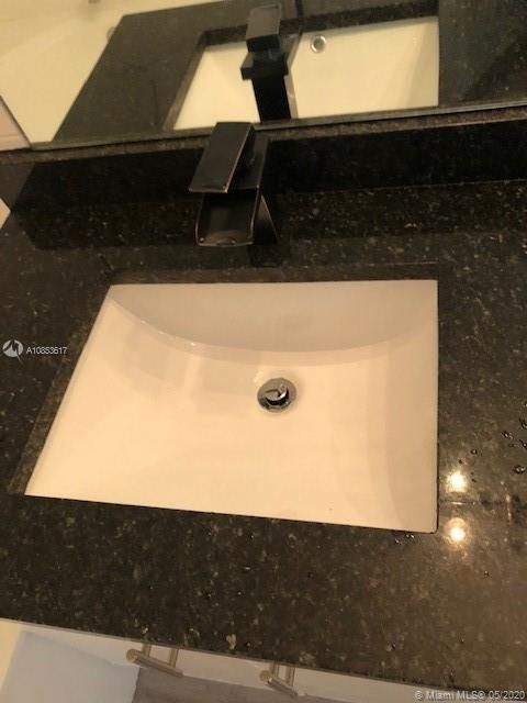 Vendido Recientemente: $344,900 (3 camas, 2 baños, 1782 Pies cuadrados)