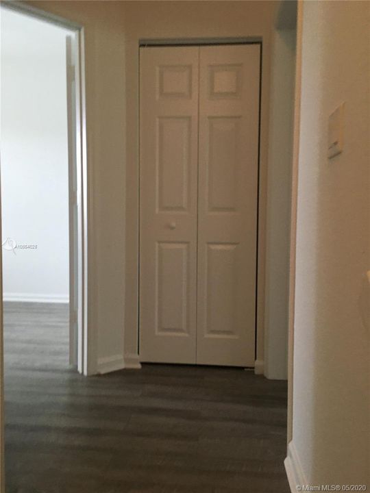 Linen closet, upstairs