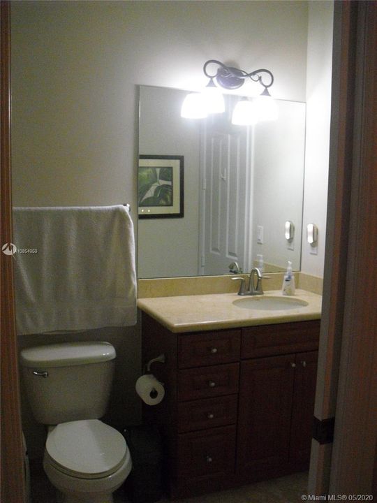 Recently Rented: $6,900 (5 beds, 4 baths, 4339 Square Feet)