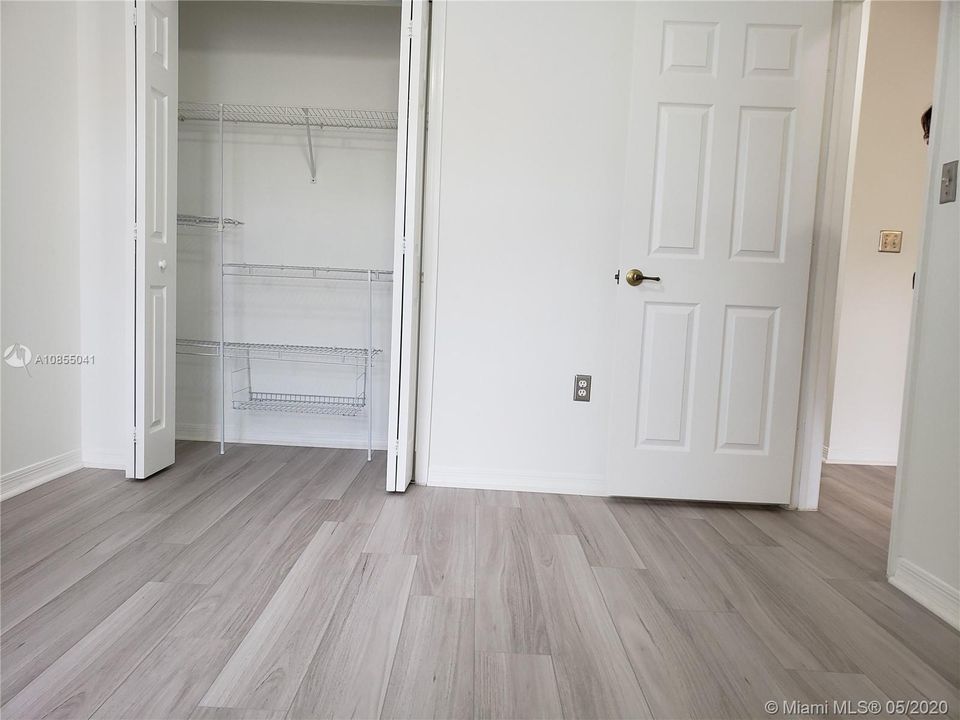 Recently Rented: $2,000 (3 beds, 2 baths, 1308 Square Feet)