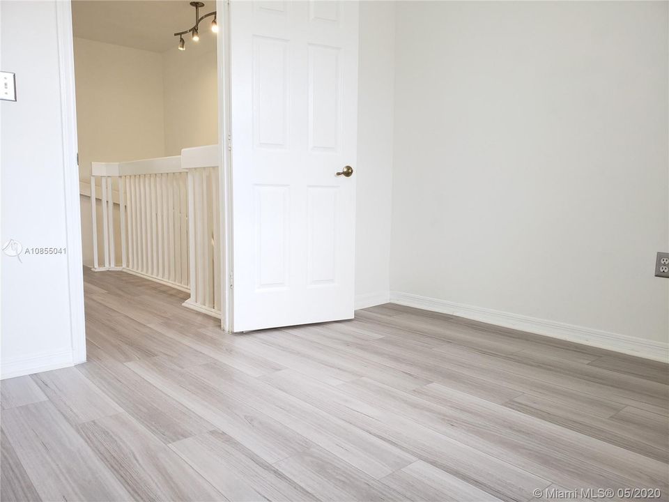 Recently Rented: $2,000 (3 beds, 2 baths, 1308 Square Feet)