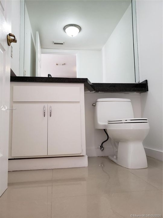 Recently Rented: $2,000 (3 beds, 2 baths, 1308 Square Feet)