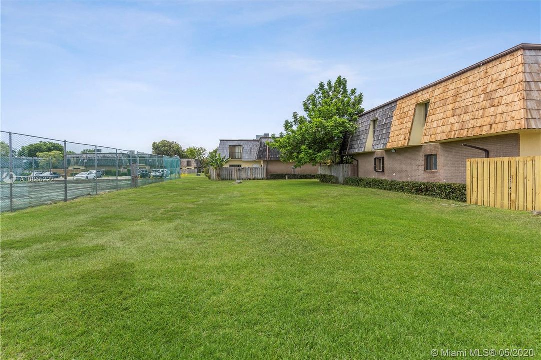 Recently Sold: $165,000 (3 beds, 2 baths, 1788 Square Feet)