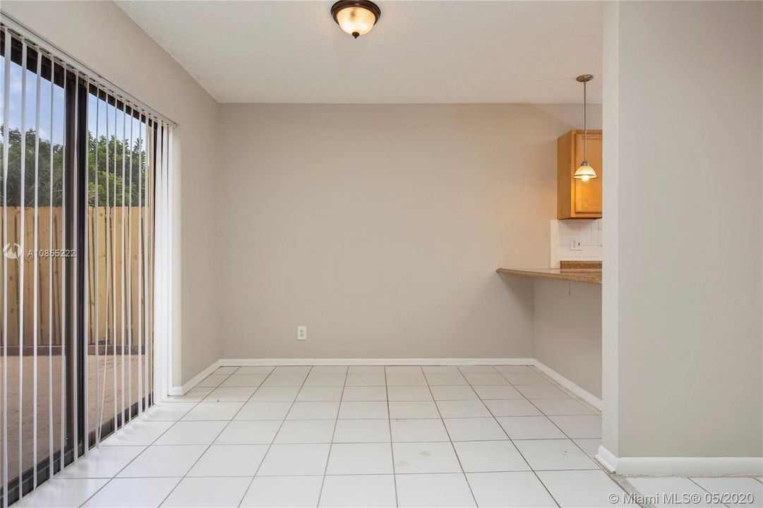 Recently Sold: $165,000 (3 beds, 2 baths, 1788 Square Feet)