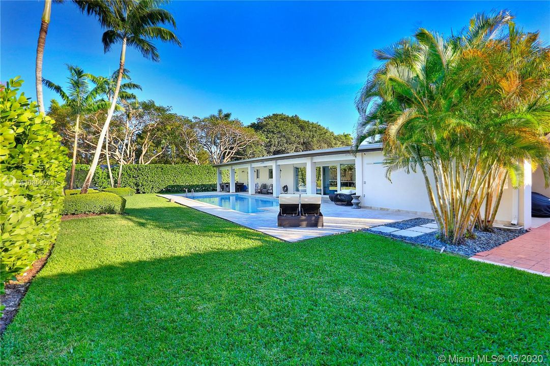 Recently Rented: $6,000 (5 beds, 4 baths, 3010 Square Feet)