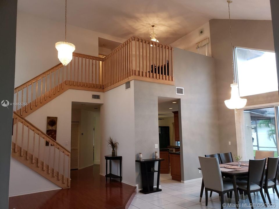 Recently Rented: $3,500 (4 beds, 3 baths, 3099 Square Feet)